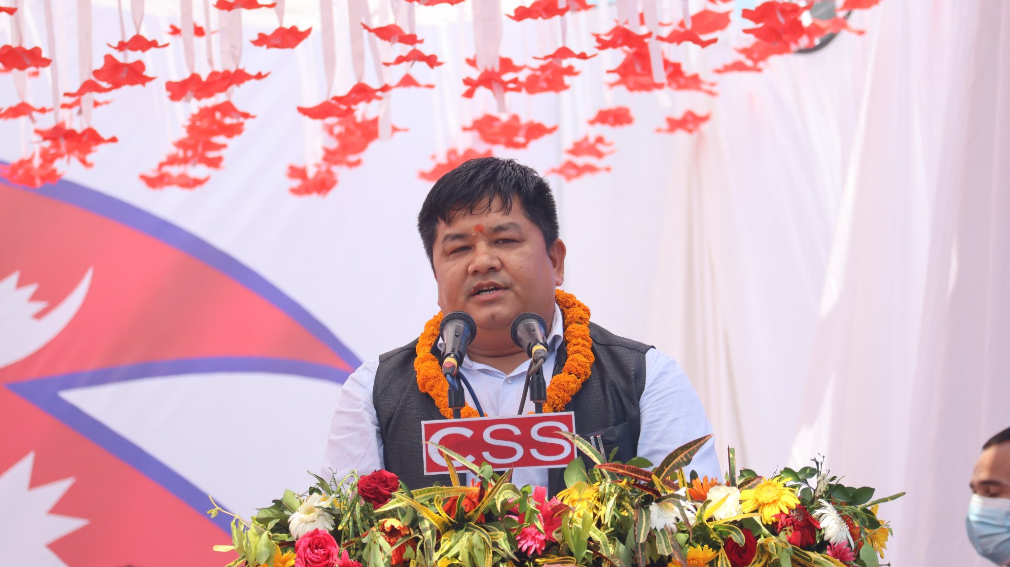 चितवन २ मा कांग्रेसका जितनारायण र रास्वपाका रवि आमनेसामने