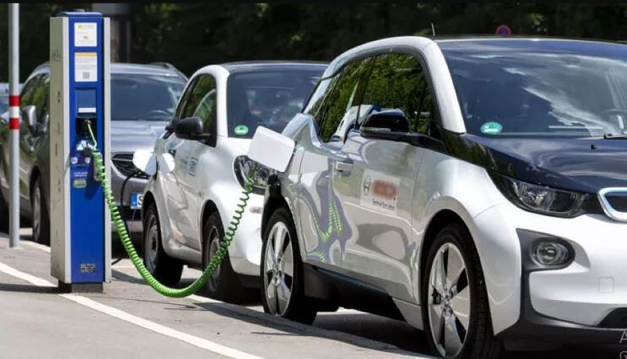 विश्वभर विद्युतीय सवारी साधनको माग बढ्दो