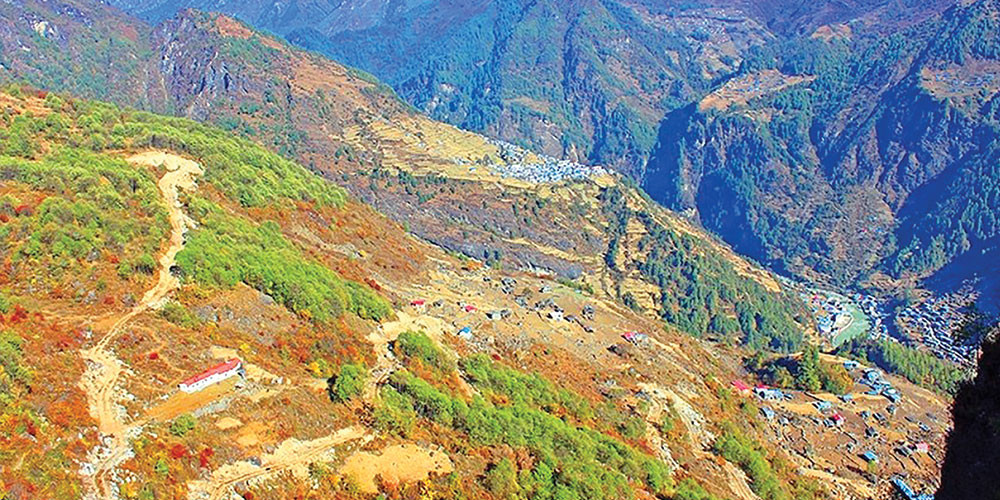 किमाथाङ्का नाका बन्द भएपछि खाद्यान्न अभाव