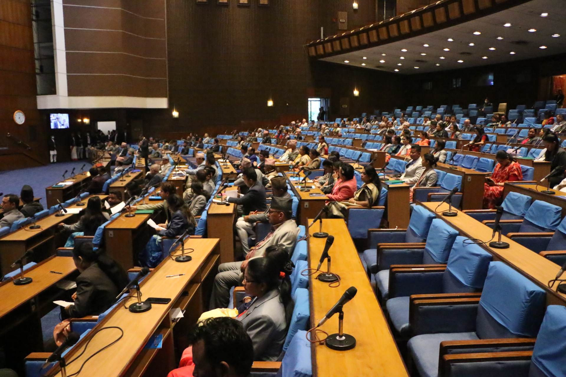 संसद्को चालु अधिवेशन शुक्रवार राति १२ बजेदेखि अन्त्य