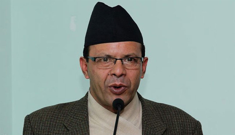 पूर्वमन्त्री डा रिजालद्वारा बाल अस्पताललाई ५० लाख सहयोग