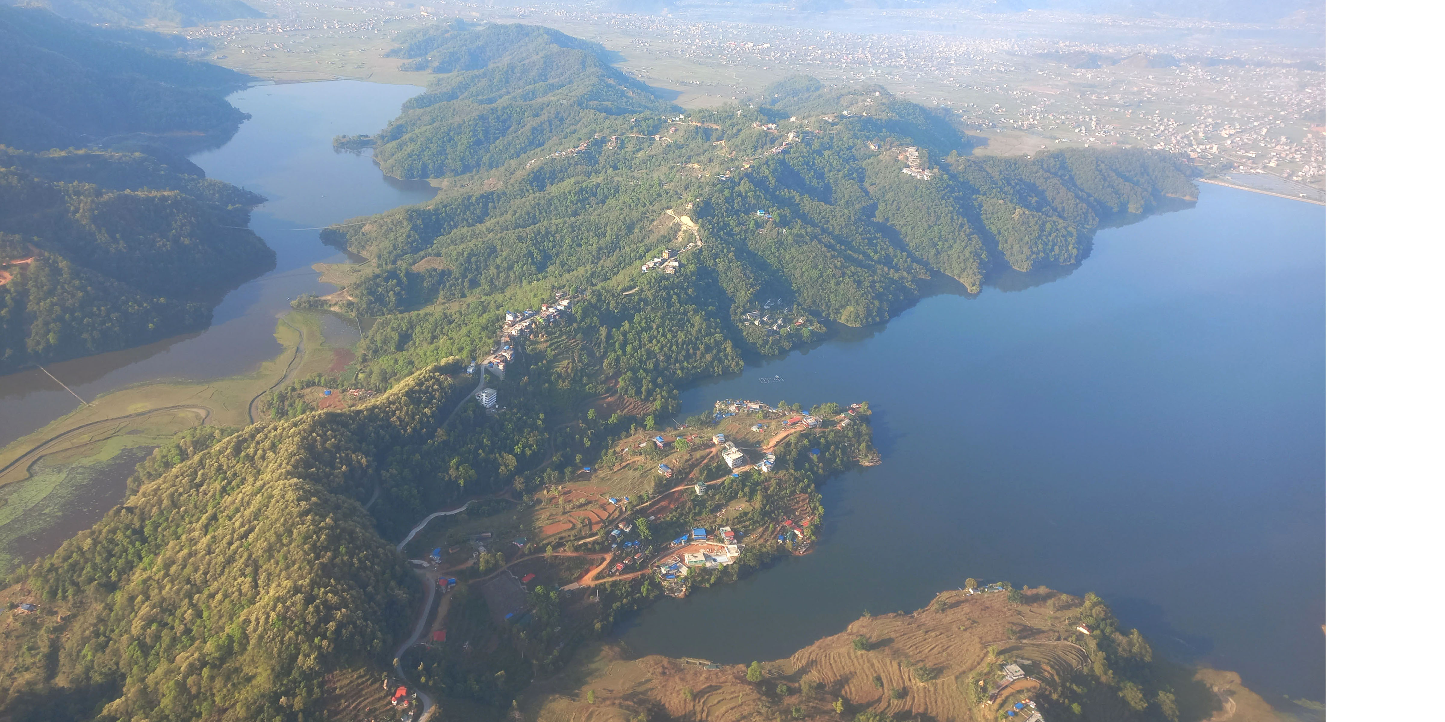 बेगनास ताल र रुपा तालको दृश्य