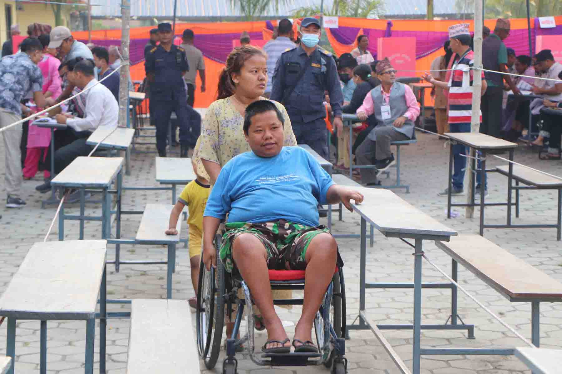 चितवन क्षेत्र नं २ मा ६२ प्रतिशत मत खस्यो