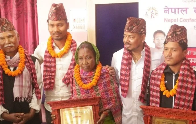 खेलाडीद्वय राजवंशी र कँडेल सम्मानित