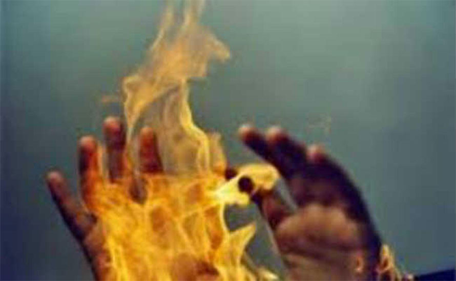 झापामा एक युवकद्वारा आत्मादाहको प्रयास