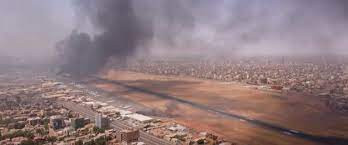 विश्वका प्रमुख देश सुडानबाट आफ्ना नागरिकको युद्धस्तरमा उद्धार गर्दै