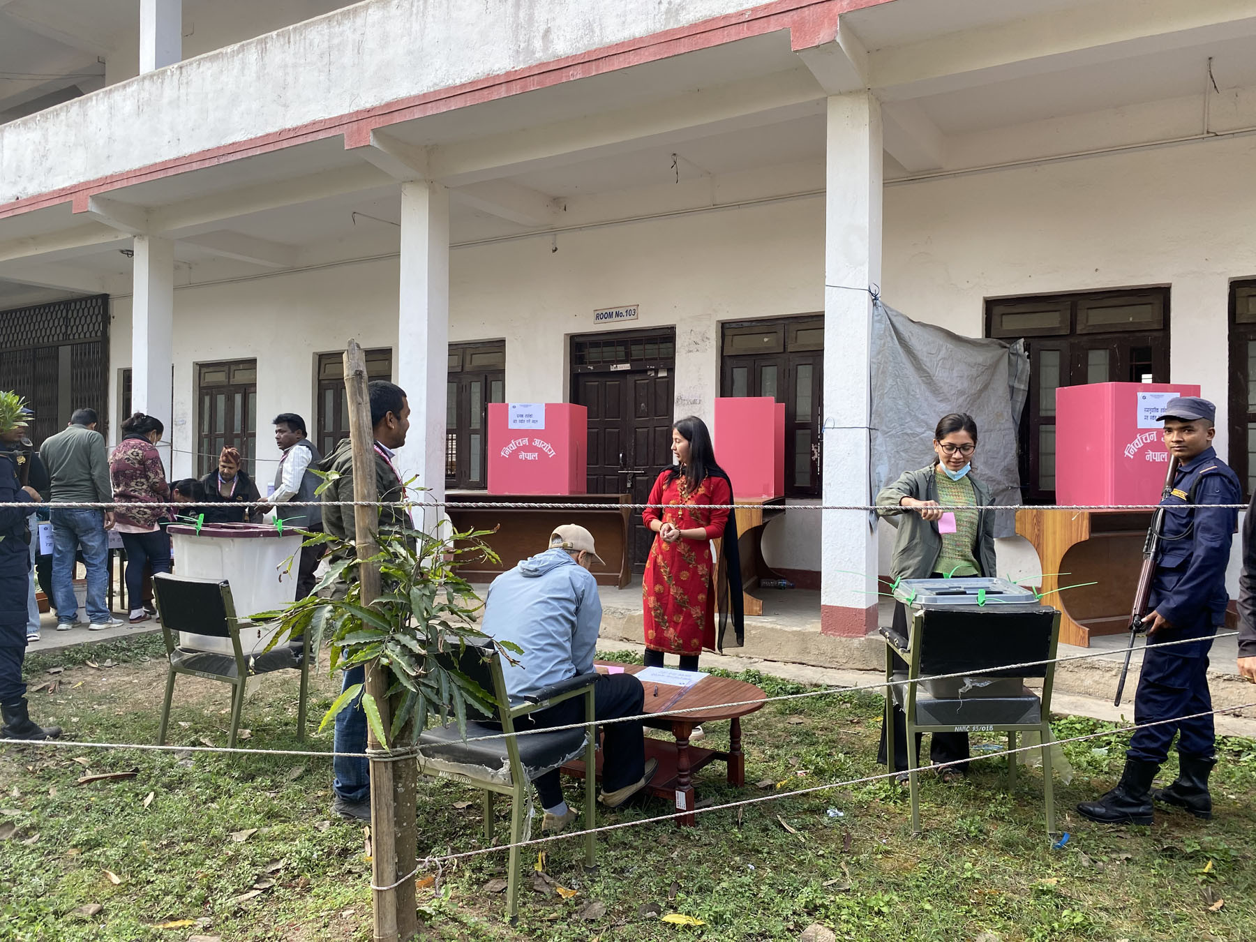 स्ववियु नेतृत्वका लागि मतदान शुरु