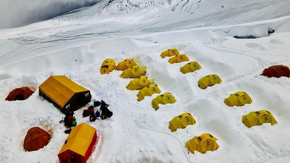 मुगु हिमपहिरामा पुरिएकाहरूको खोज उद्धार भोलिदेखि हुने