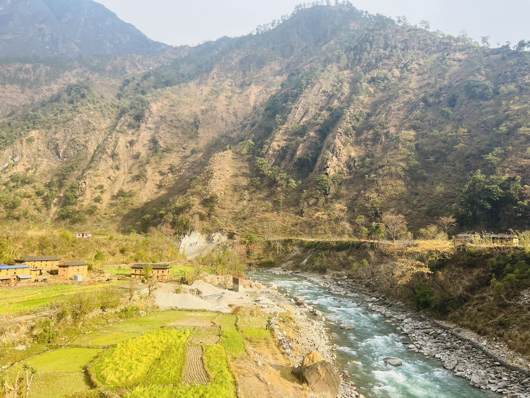 सात वर्ष बित्दा पनि निर्माण भएन पुल