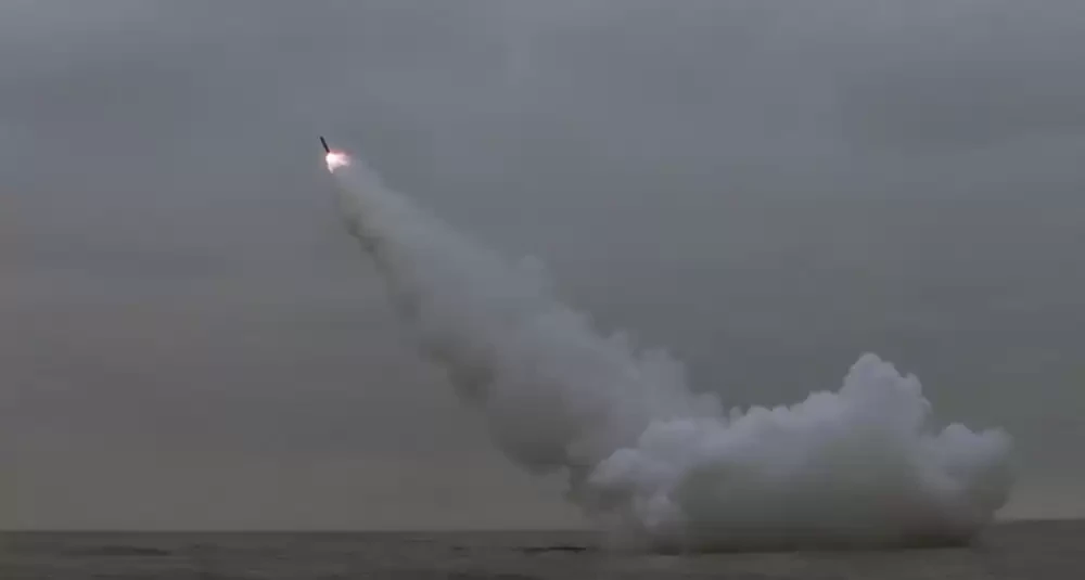 उत्तर कोरियाद्वारा दुई क्रुज मिसाइल प्रहार