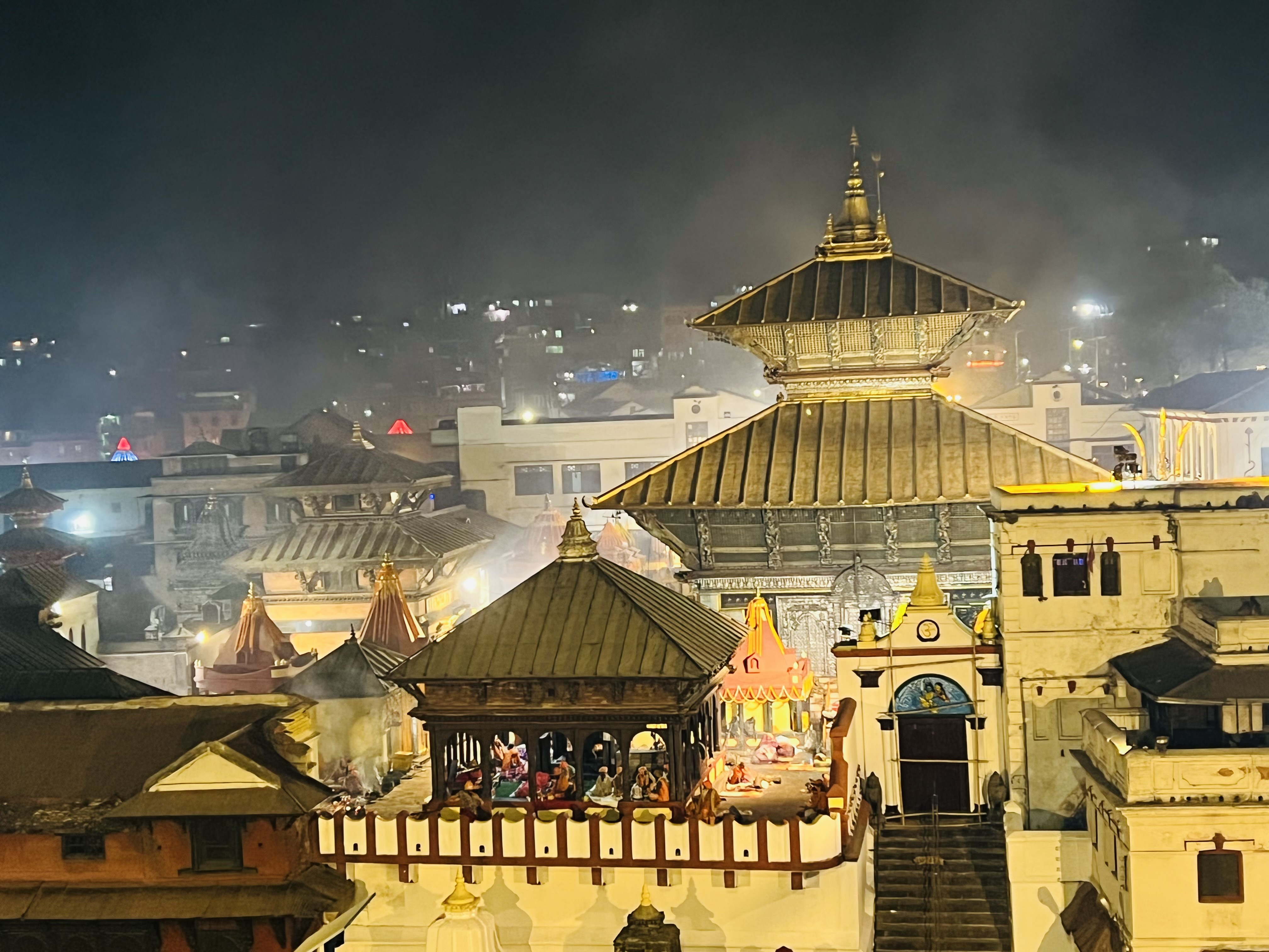 महाशिवरत्रिको पूर्वसन्ध्यामा देखिएको पशुपति क्षेत्र