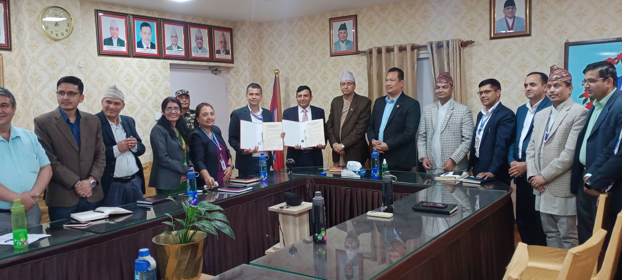 प्रदेश तथा स्थानीय तहका कर्मचारीको व्यक्तिगत विवरण राख्न शुरु