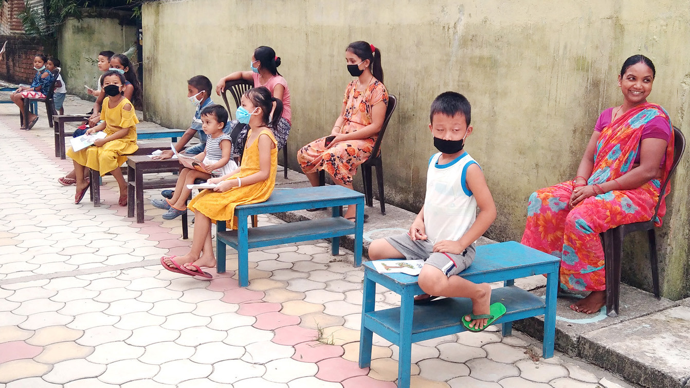 एघार वर्षीया बालिकाद्वारा हैदराबादमा तीन वटा बाल पुस्तकालय स्थापना