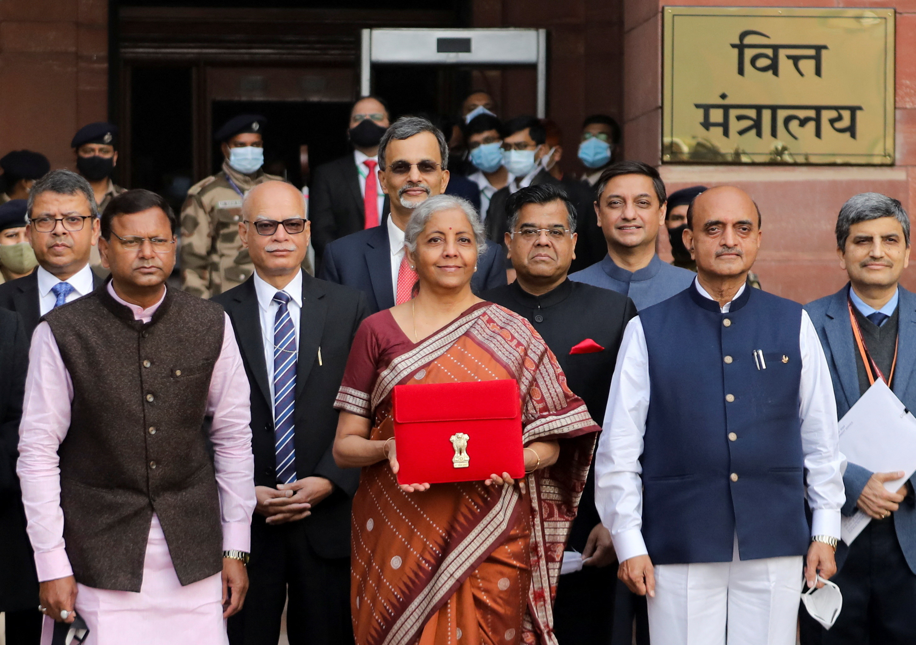 भारत सरकारको ४५ लाख करोड भारुको बजेट, के के छन् एजेन्डा?