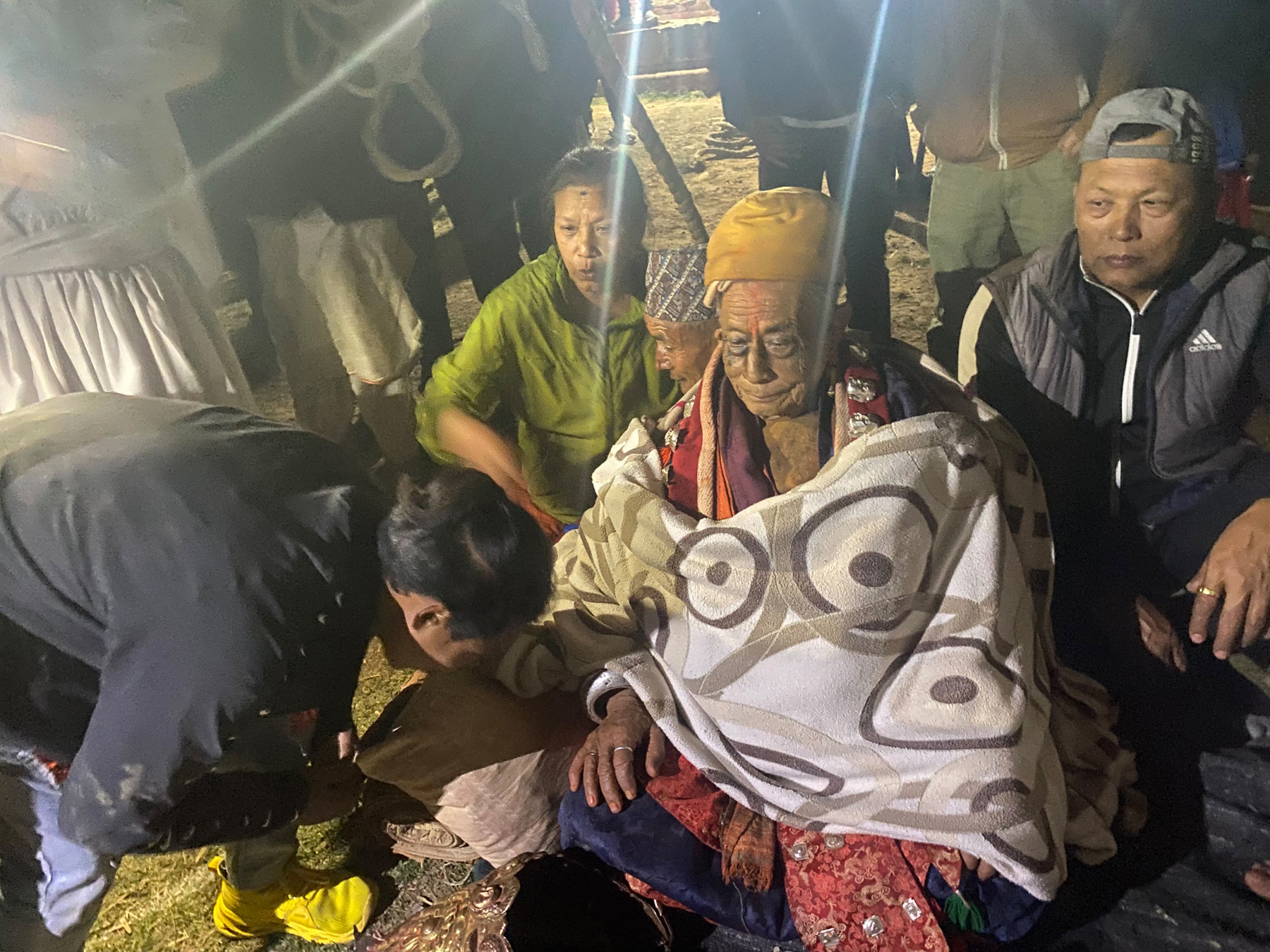 नुवाकोटका धामी डंगोल