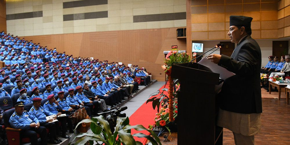 पीडित मान्छेका मुद्दाहरू प्रहरीले सुनिदिनुपर्छ : उपप्रधानमन्त्री श्रेष्ठ