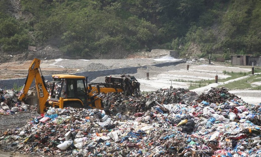 २०८० जेठ १ देखि बञ्चरेडाँडामा फोहोर फाल्न नदिने चेतावनी (विज्ञप्तीसहित)