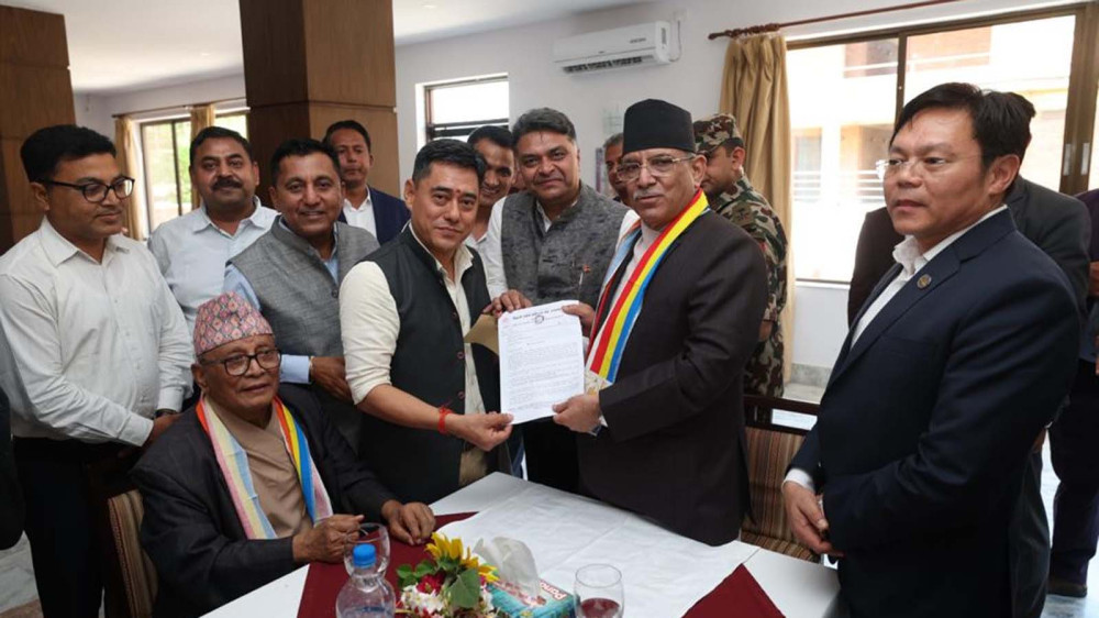 गौतमबुद्ध अन्तर्राष्ट्रिय विमानस्थल सञ्चालनको माग गर्दै ज्ञापनपत्र