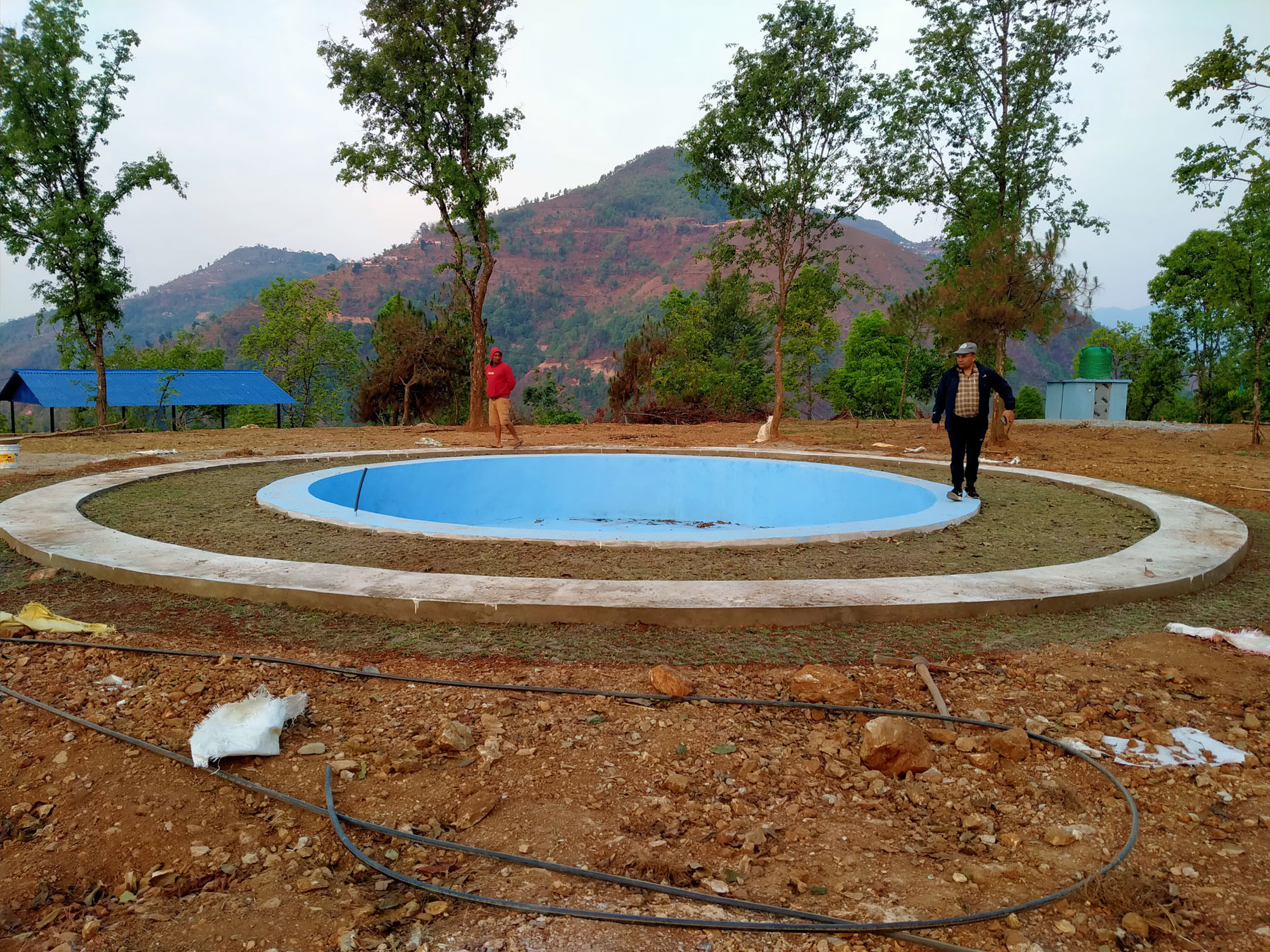 सत्र पोखरीमा नवनिर्मित पोखरी