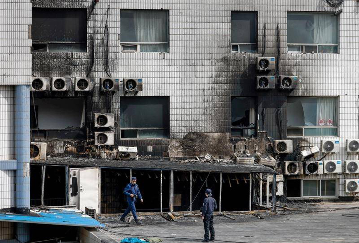 अस्पतालमा आगो लाग्दा उनान्तीस जनाको मृत्यु