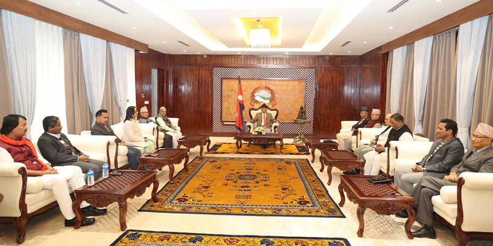 सत्ता गठबन्धन दलको बैठक ४ बजे बालुवाटारमा बस्दै