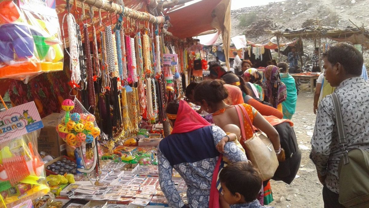 मेलामाथि निर्भर व्रह्मदेव बजार