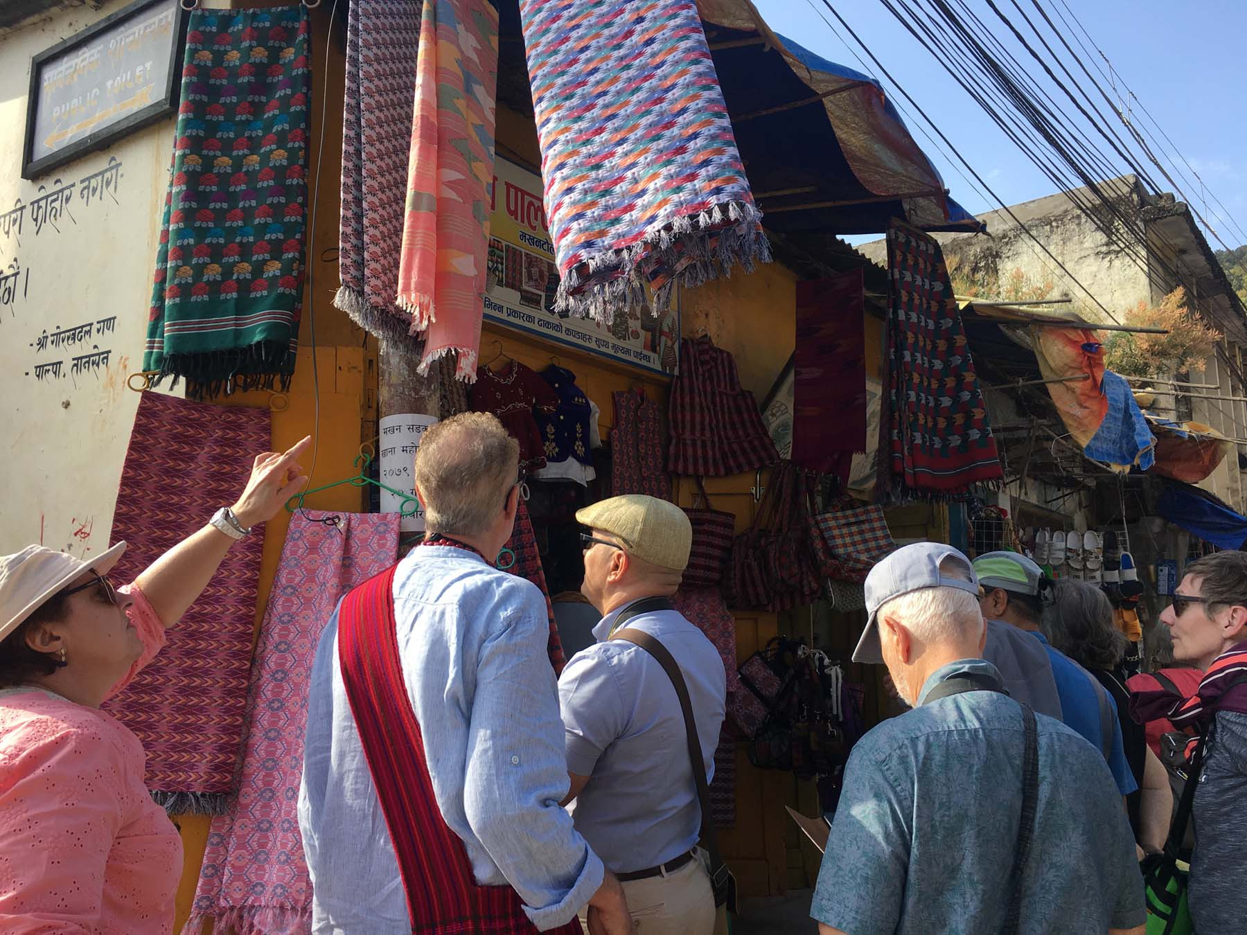 पर्यटकको रोजाईमा पाल्पाली ढाका