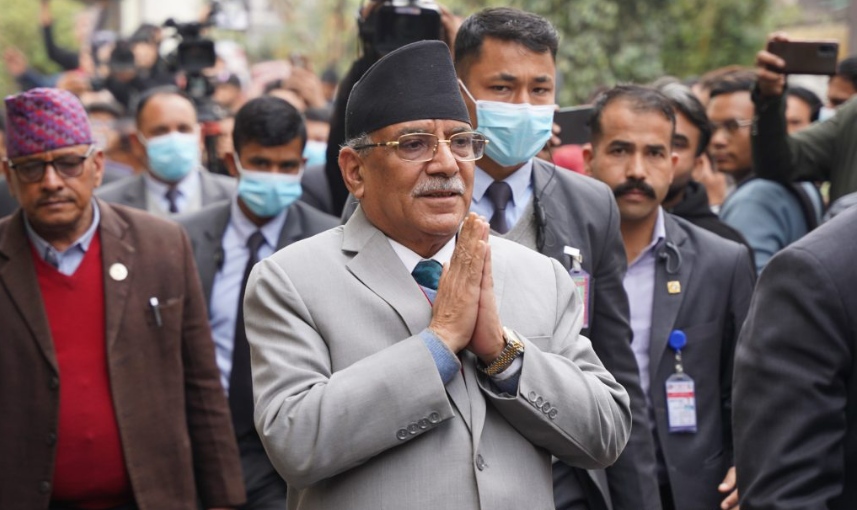 राष्ट्रपति पौडेलको स्वास्थ्य अवस्था बुझ्न प्रधानमन्त्री शिक्षण अस्पतालमा