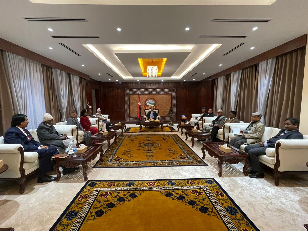 सत्तारुढ गठबन्धनको बैठकः विधेयक र विश्वासको मतबारे छलफल