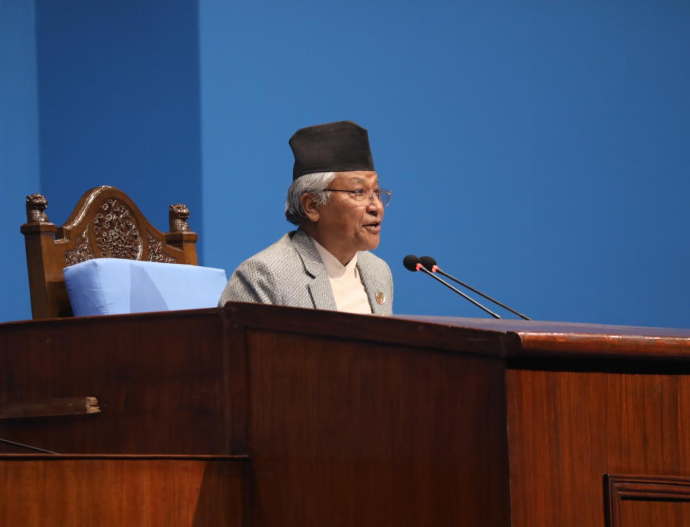 बौद्धिक पलायन रोक्न सांसदको माग