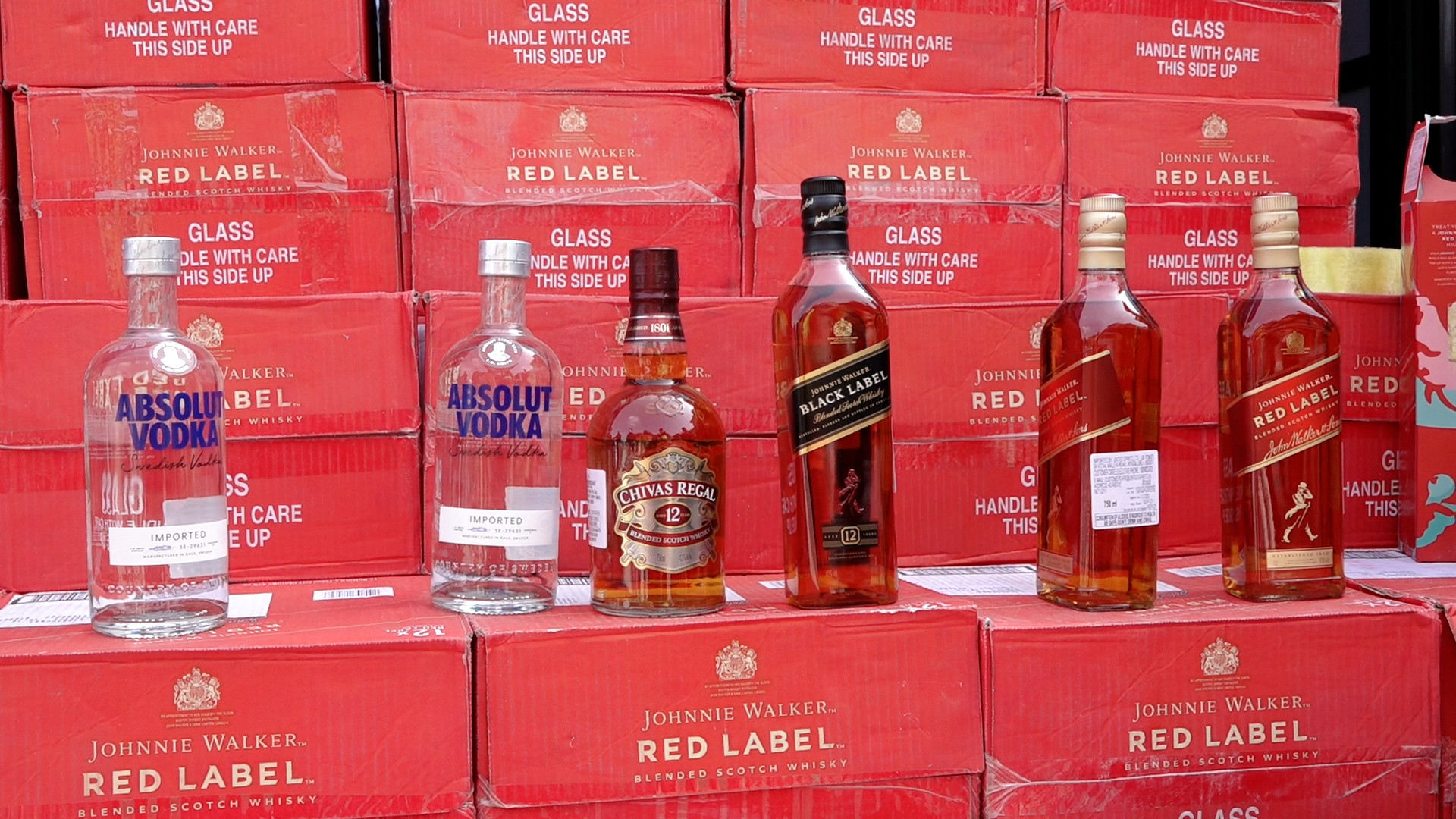 एब्सोल्युट भोड्काद्वारा रूसमा निर्यात  बन्द