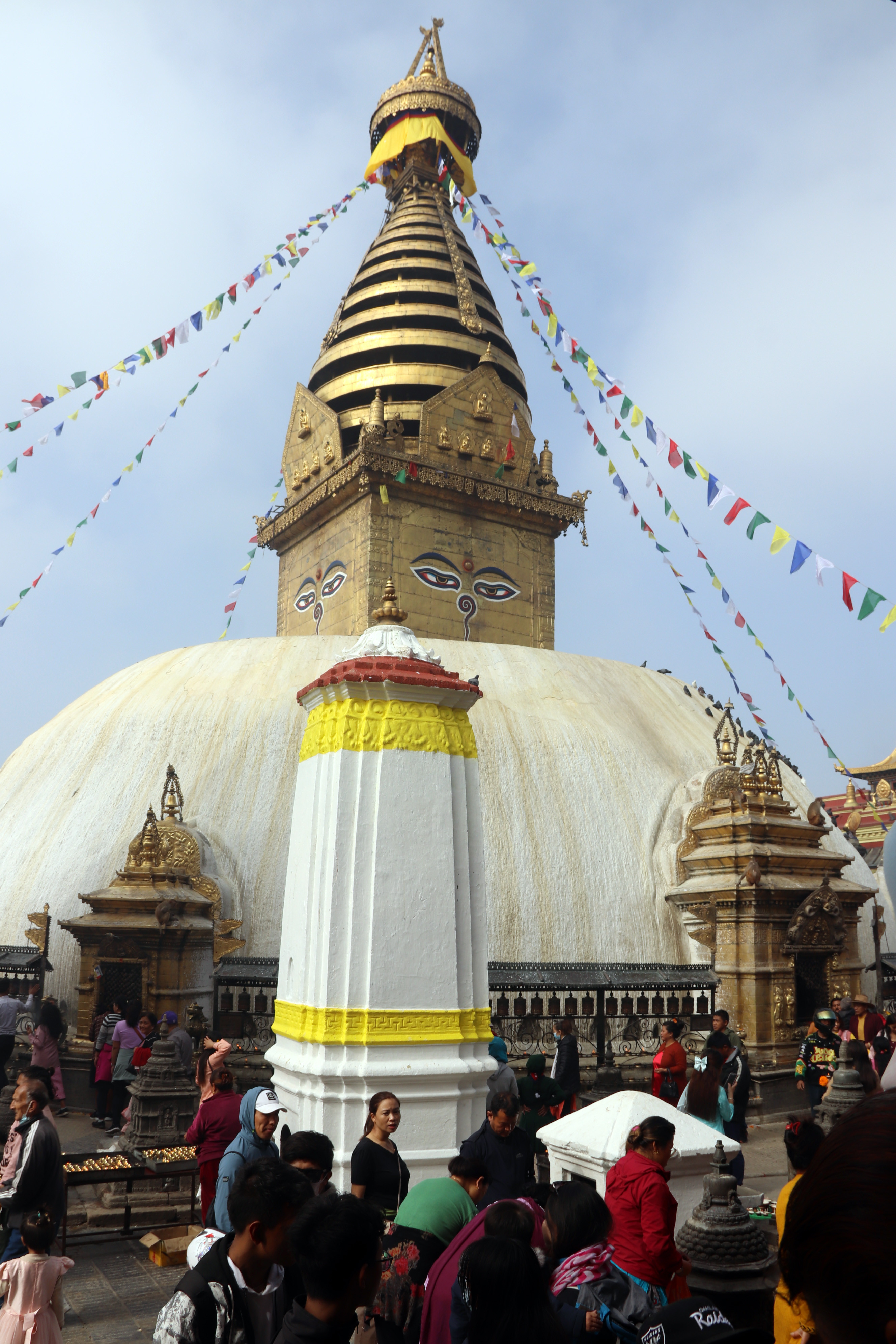 स्वयम्भू मन्दिर