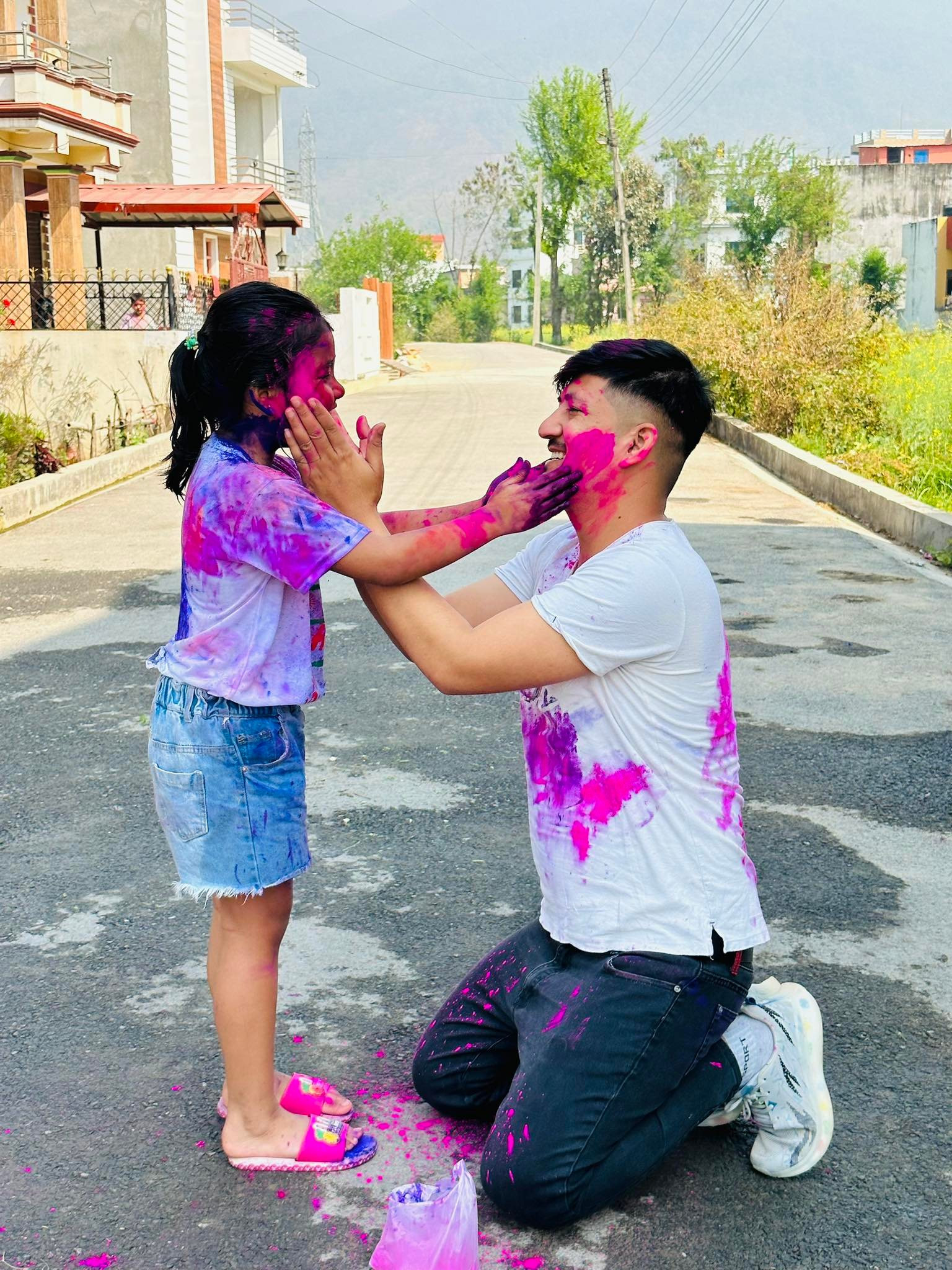 तराईमा आज पनि धुमधामका साथ मनाइओ होली पर्व (फोटो फिचर)