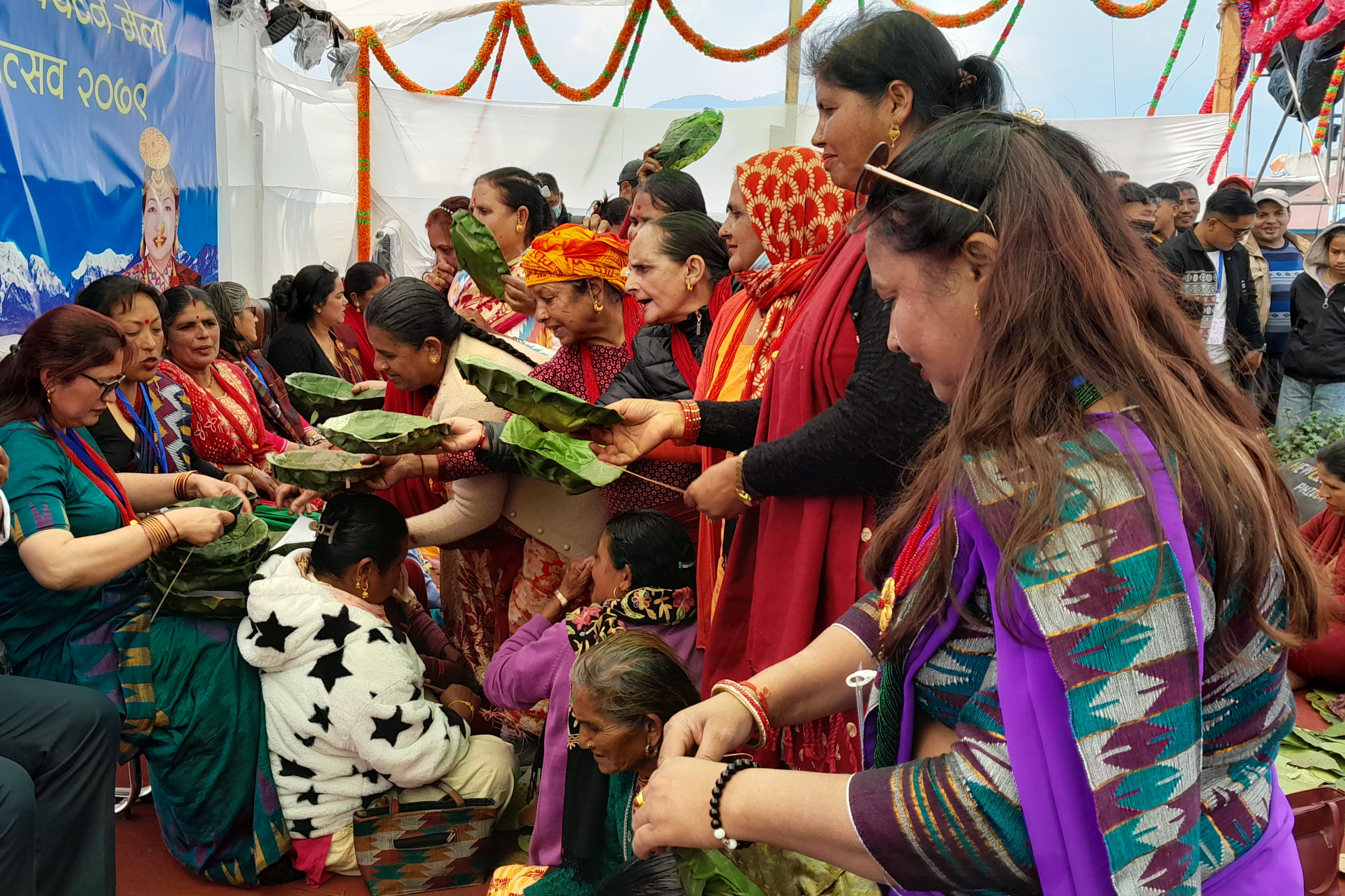 टपरी गाँस्ने प्रतिष्पर्धीसित विगतका सम्झना