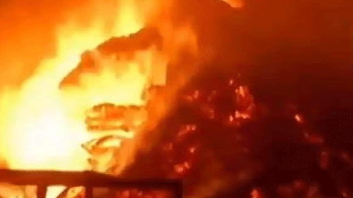 बाँकेका दुई स्थानमा दश घर जले