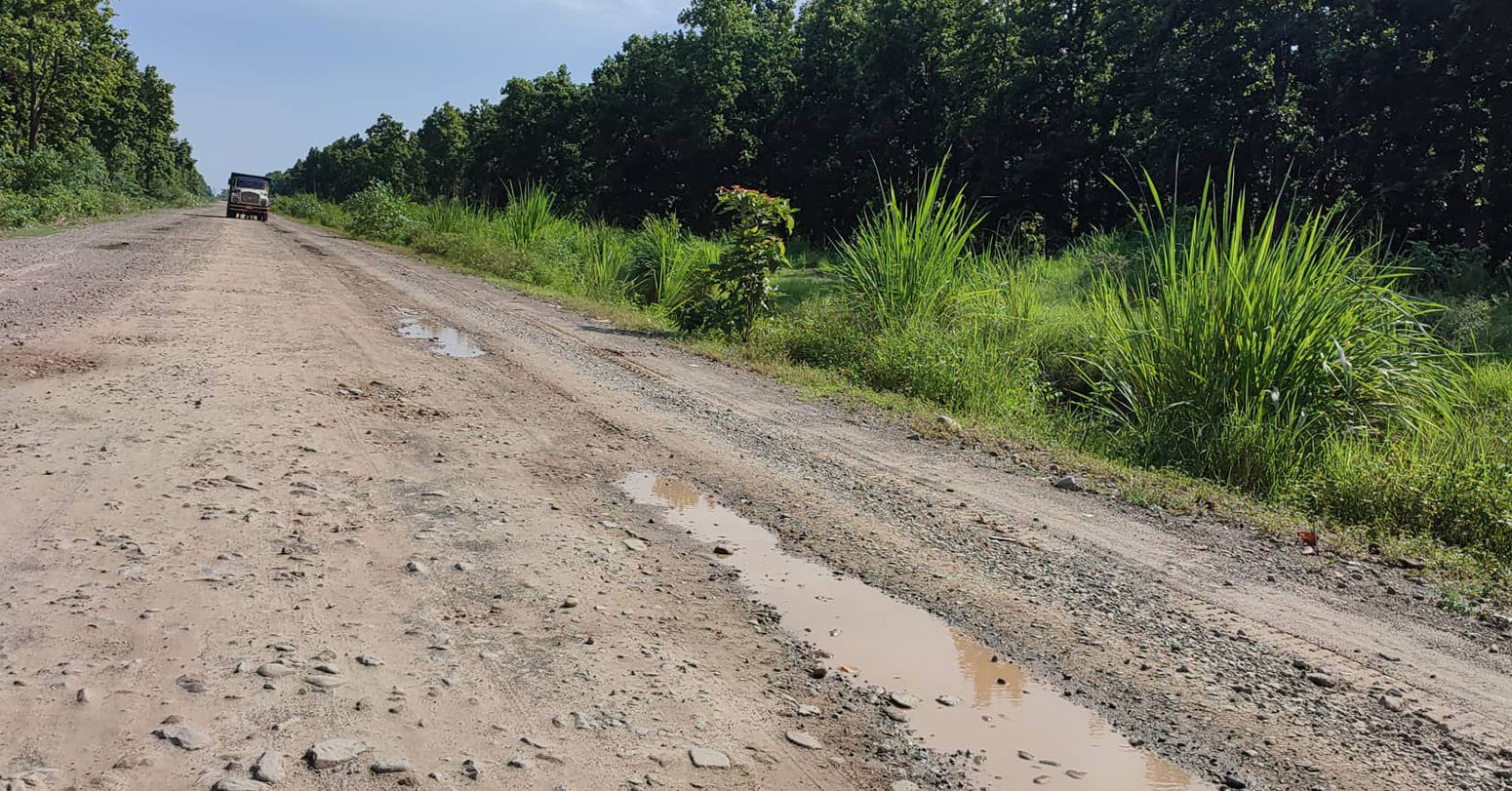 हुलाकी सडक निर्माणः पाँच पटक म्याद थप्दा पनि अधुरै