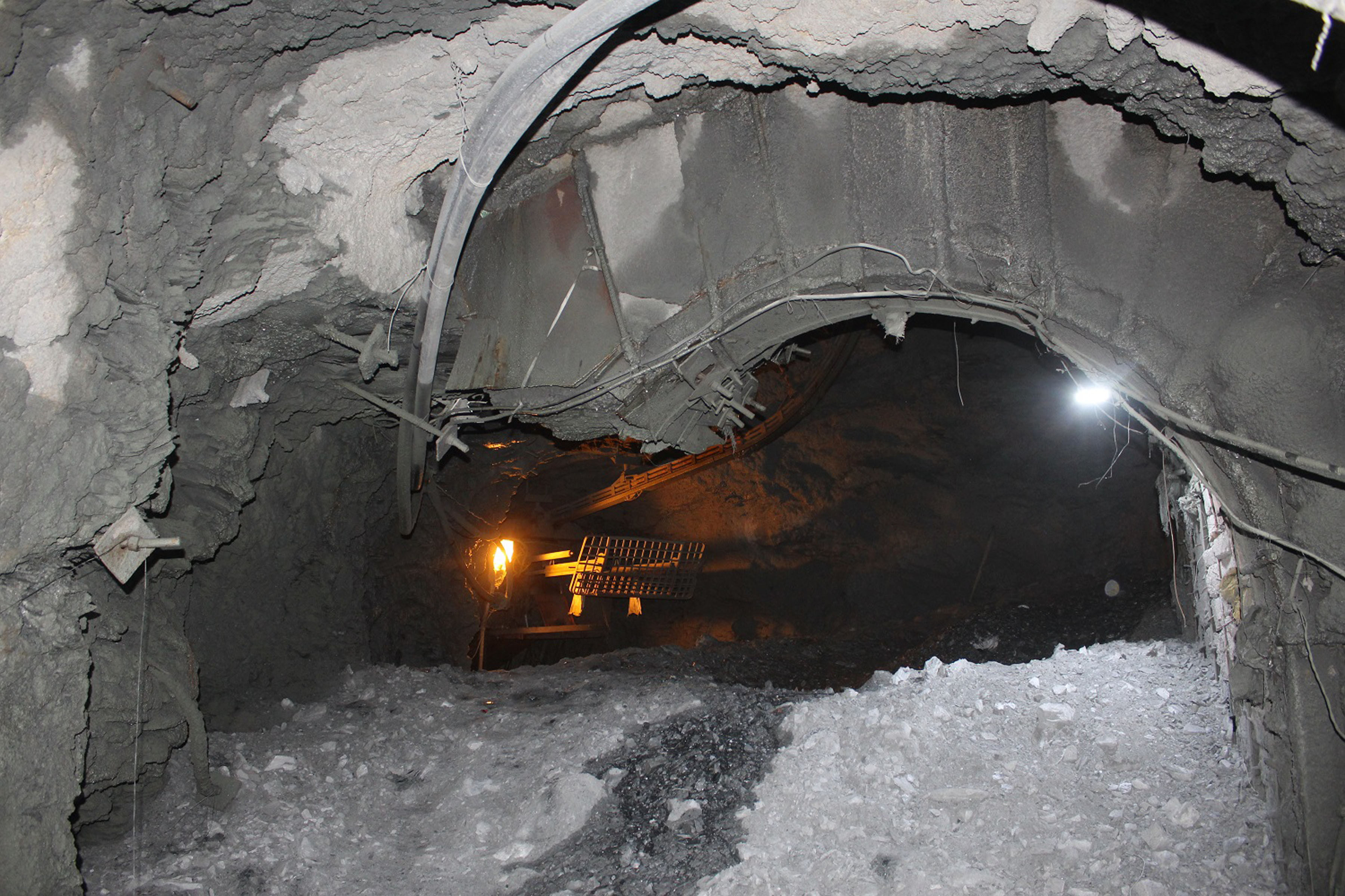 राहुघाटको भर्टिकल प्रेसर साफ्टको ब्रेक थ्रु