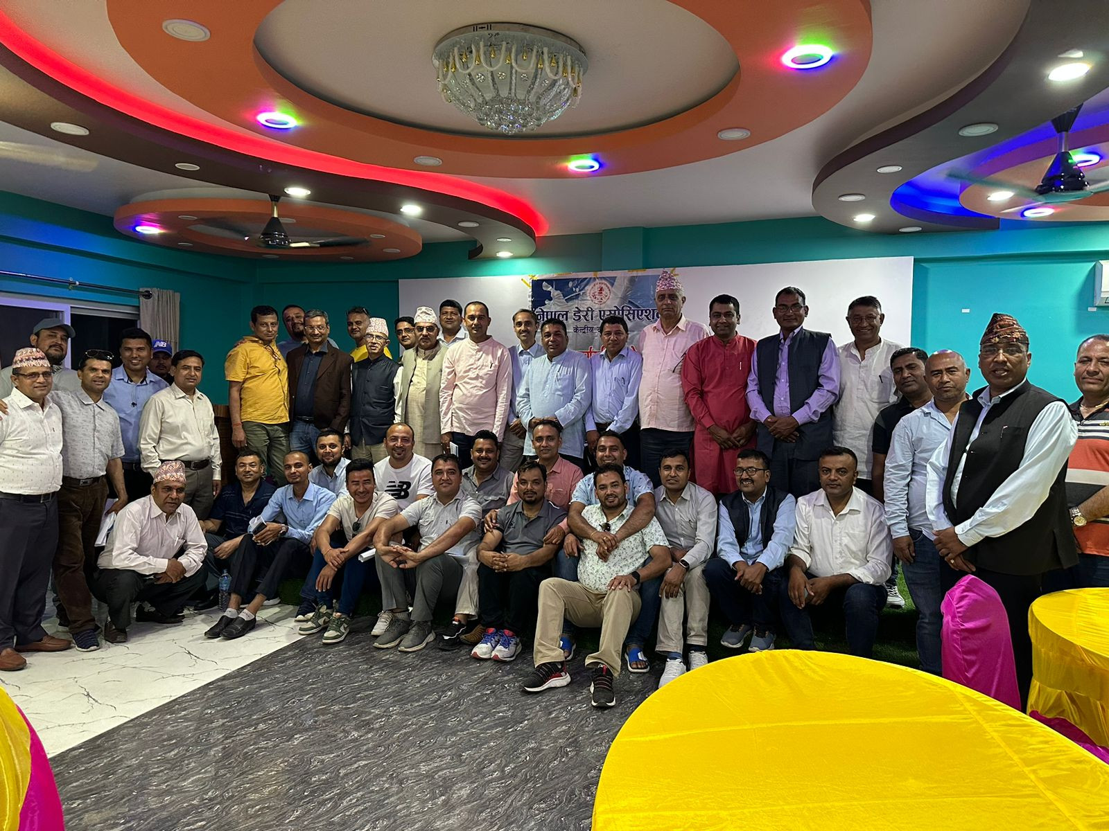 ‘धुलो दुध र झोल दुध आयातका लागि पहल गरिने’