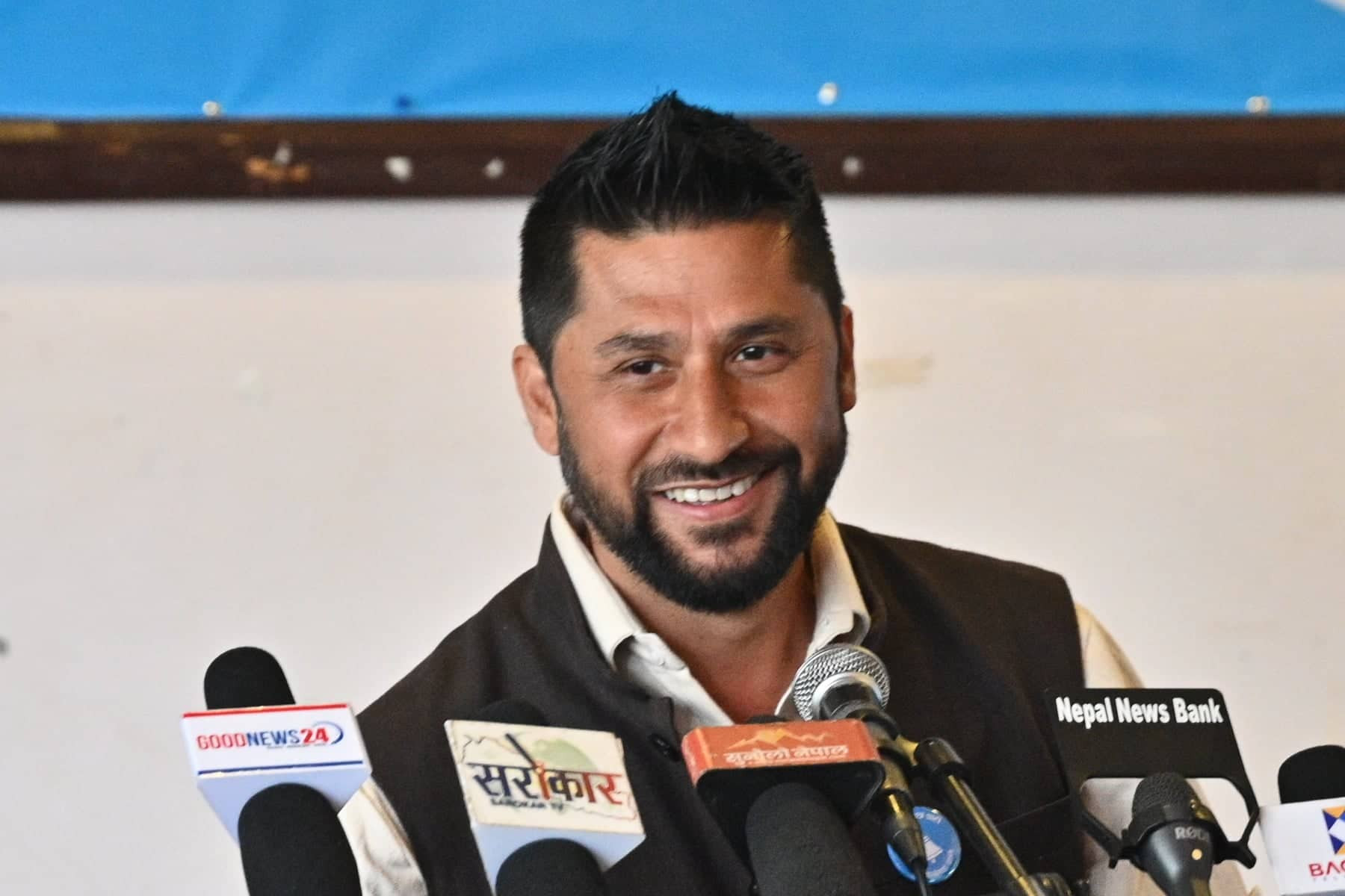 लामिछाने संसदीय दलको नेता चयन, सरकारबारे छलफल शुक्रबारको बैठकमाः रास्वपा