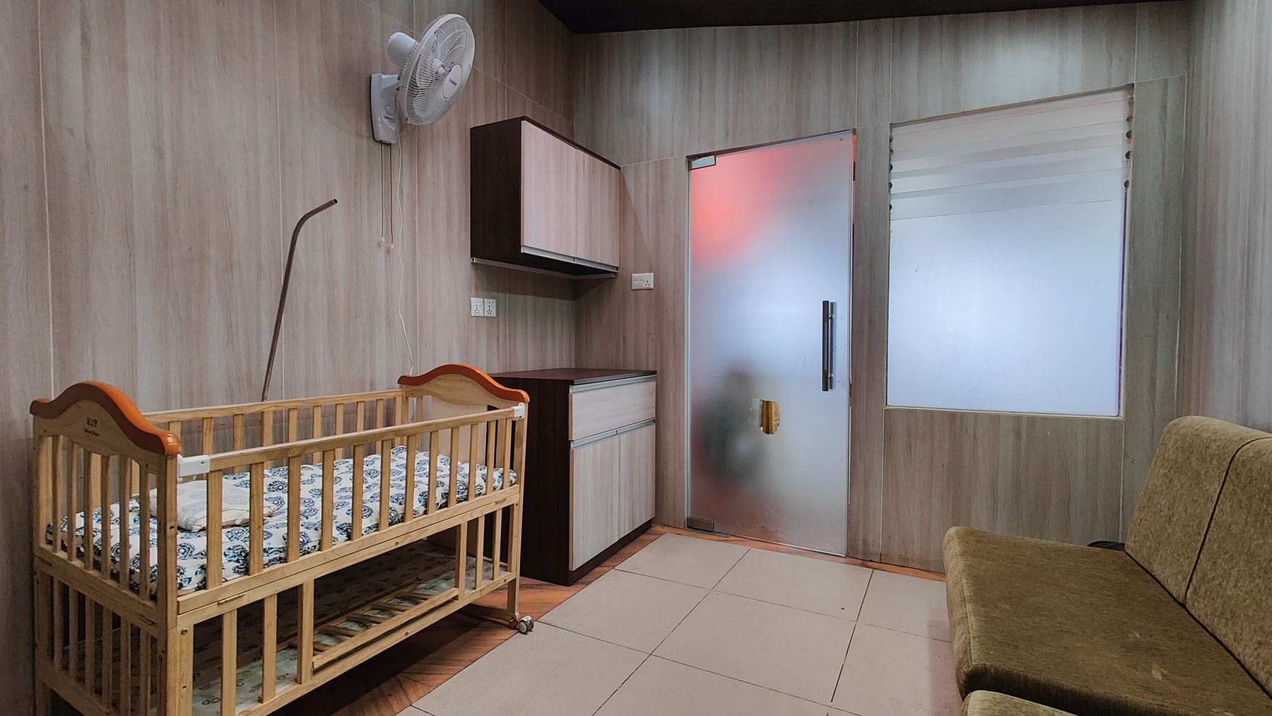 विमानस्थलमा स्तनपान कक्ष