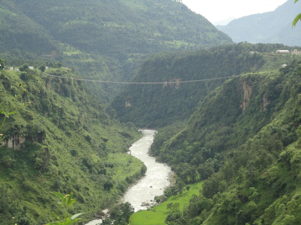 पुल मर्मत नहुँदा दुर्घटनाको जोखिम