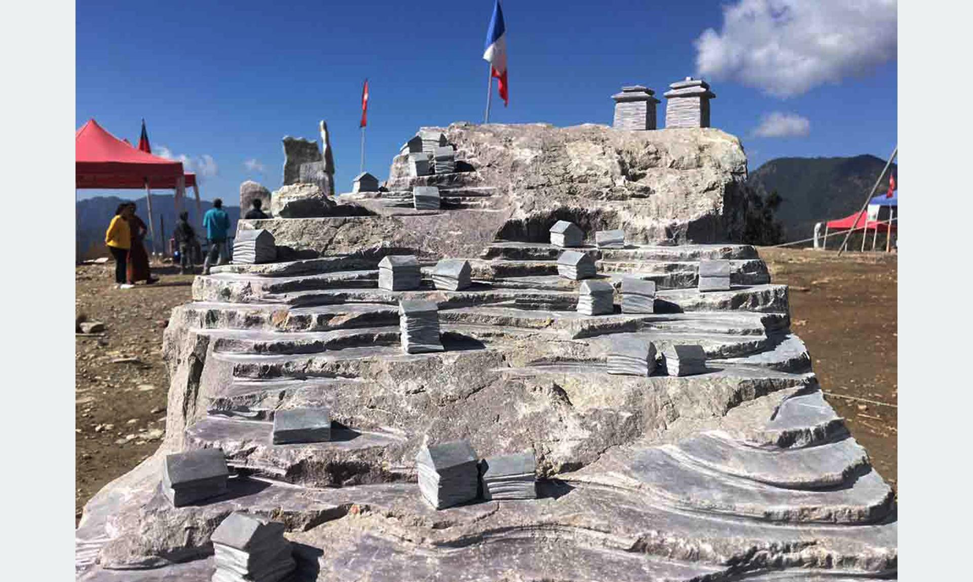 पर्यटकीय गन्तव्य बन्दै गलकोटको ‘मूर्तिकला’