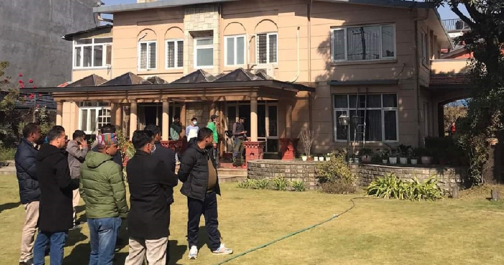 कांग्रेसबाट मन्त्रीको नाम टुंग्याउन धुम्बाराहीमा बैठक, देउवालाई जिम्मा