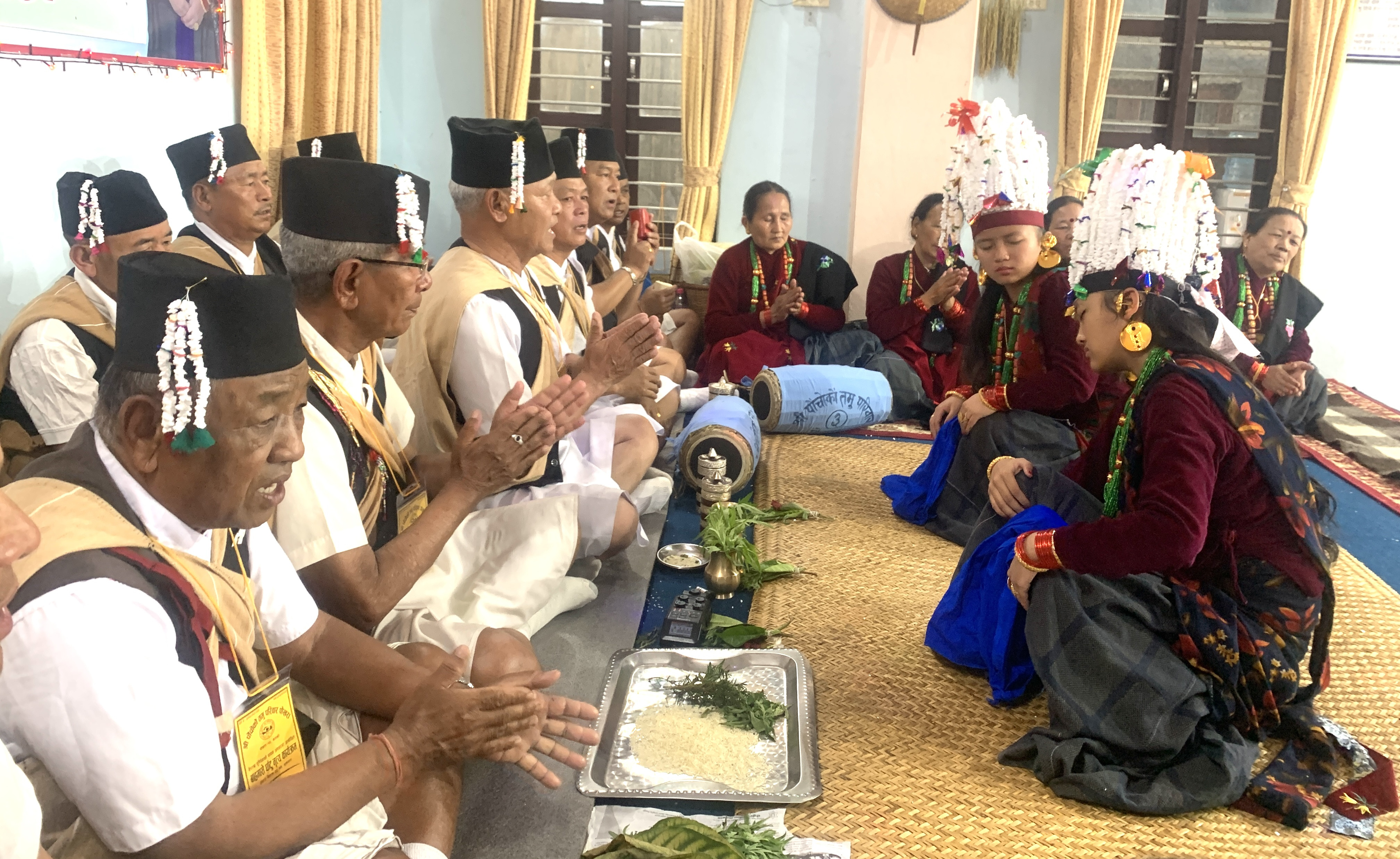 संस्कृति जोगाउँदै समाज घर