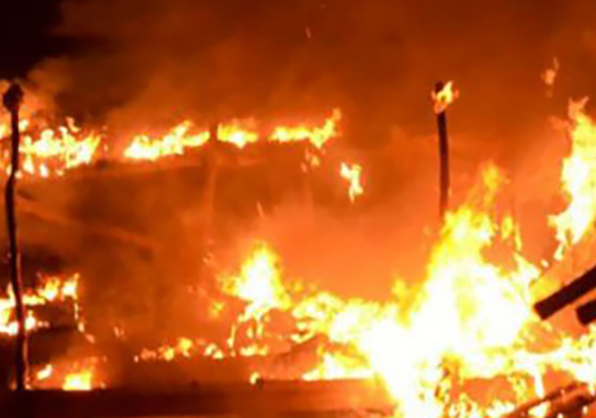 गोठमा आगलागी हुँदा २० बाख्रा जले