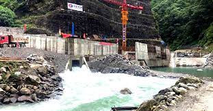 सुन्दरीजल–जोरपाटी मेलम्चीको पानी ल्याउन थप पाइप बिछ्याइँदै