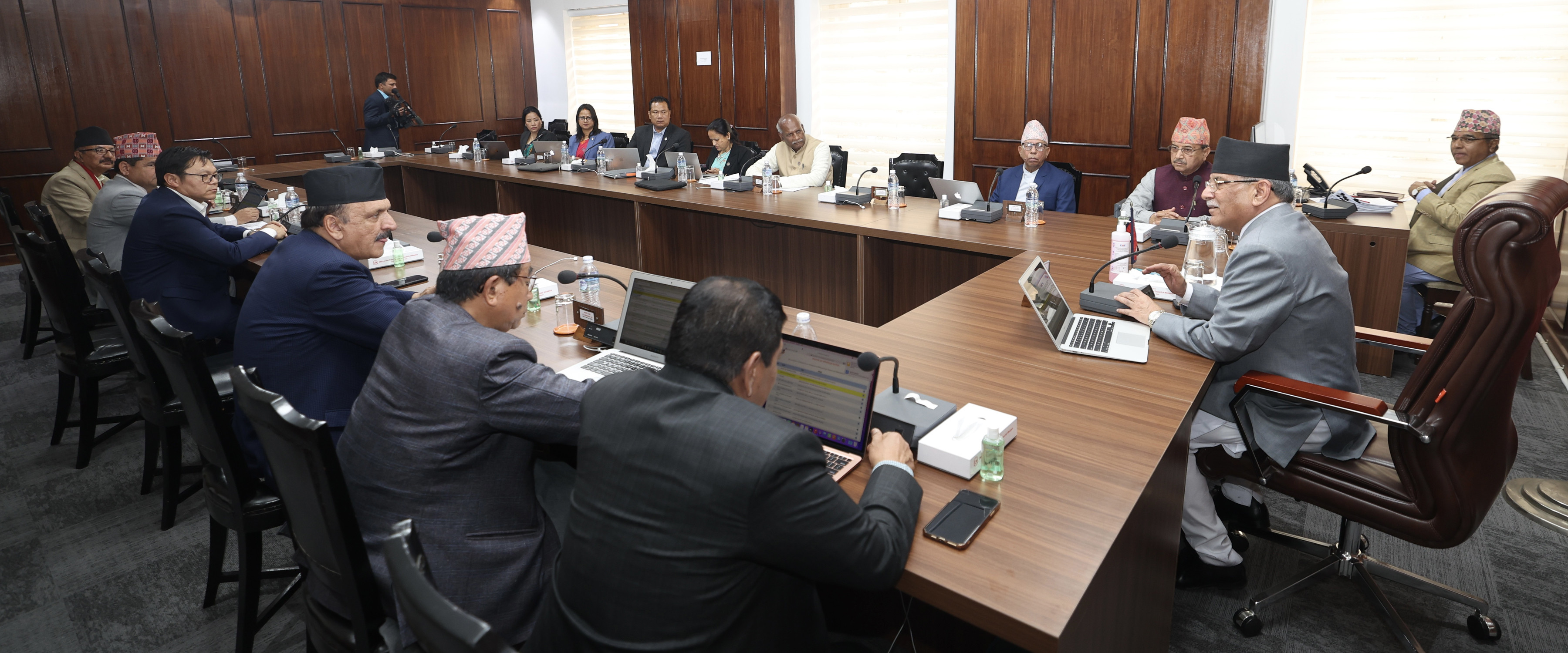 मन्त्रिपरिषद्को निर्णयः  फोहोर उठाउने जिम्मा स्थानीय तहको हो