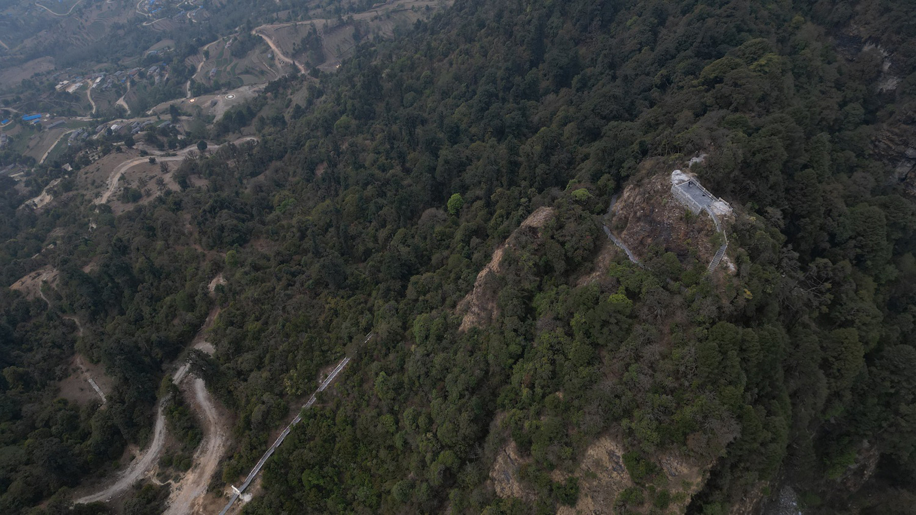 भ्यू प्वाइट र पदमार्ग