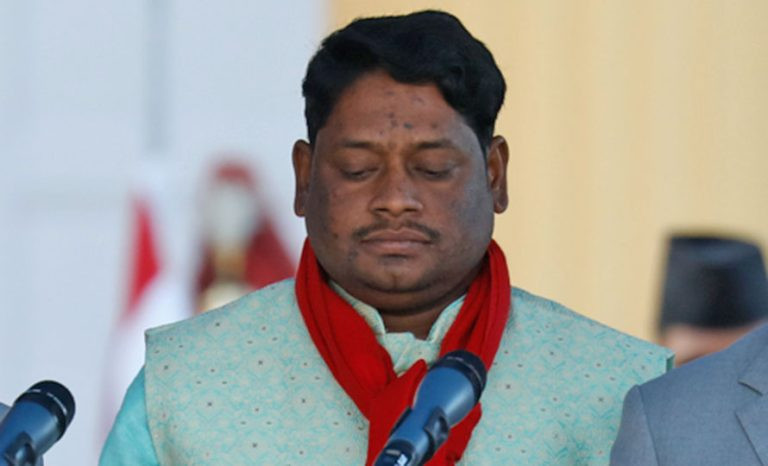 जनतालाई स्वच्छ खानेपानी पुर्‍याउन सरकार प्रतिवद्ध छः मन्त्री खान